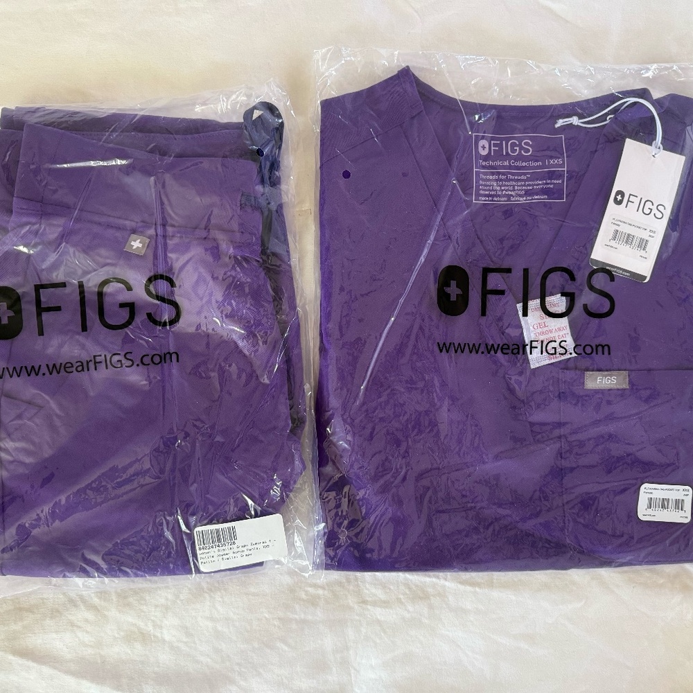 FIGS Scrub Set Zamora Jogger + Catarina Top - Digital Grape - XXS/XXSP - NWT